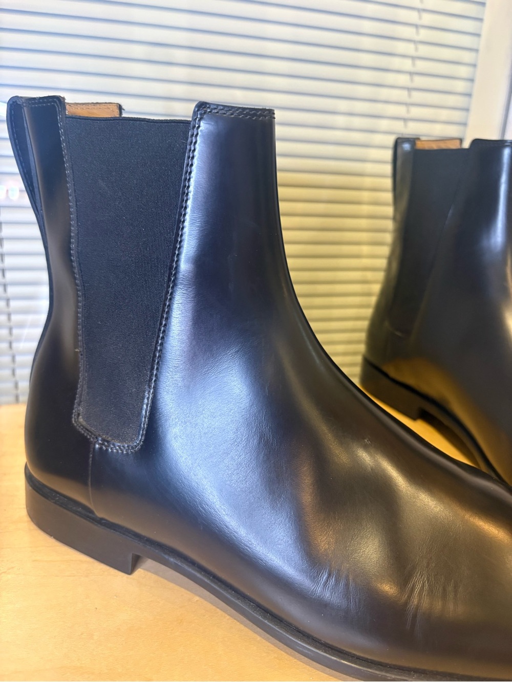 Salvatore Ferragamo Black Leather Chukka Boots - Picture 2 of 6